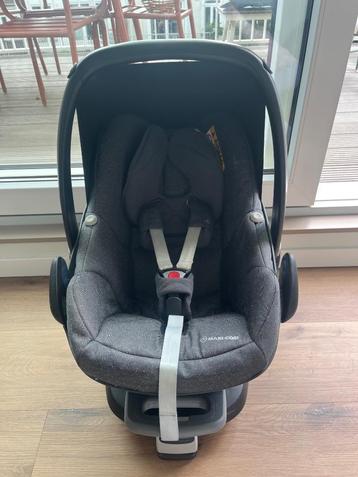Maxi cosi pebble met isofix beschikbaar voor biedingen