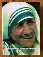 Mother Teresa - 1910-1997 - Gods glimlachtussen de armsten, Gelezen, Ophalen of Verzenden, Christendom | Katholiek, Dr Jan Gysen