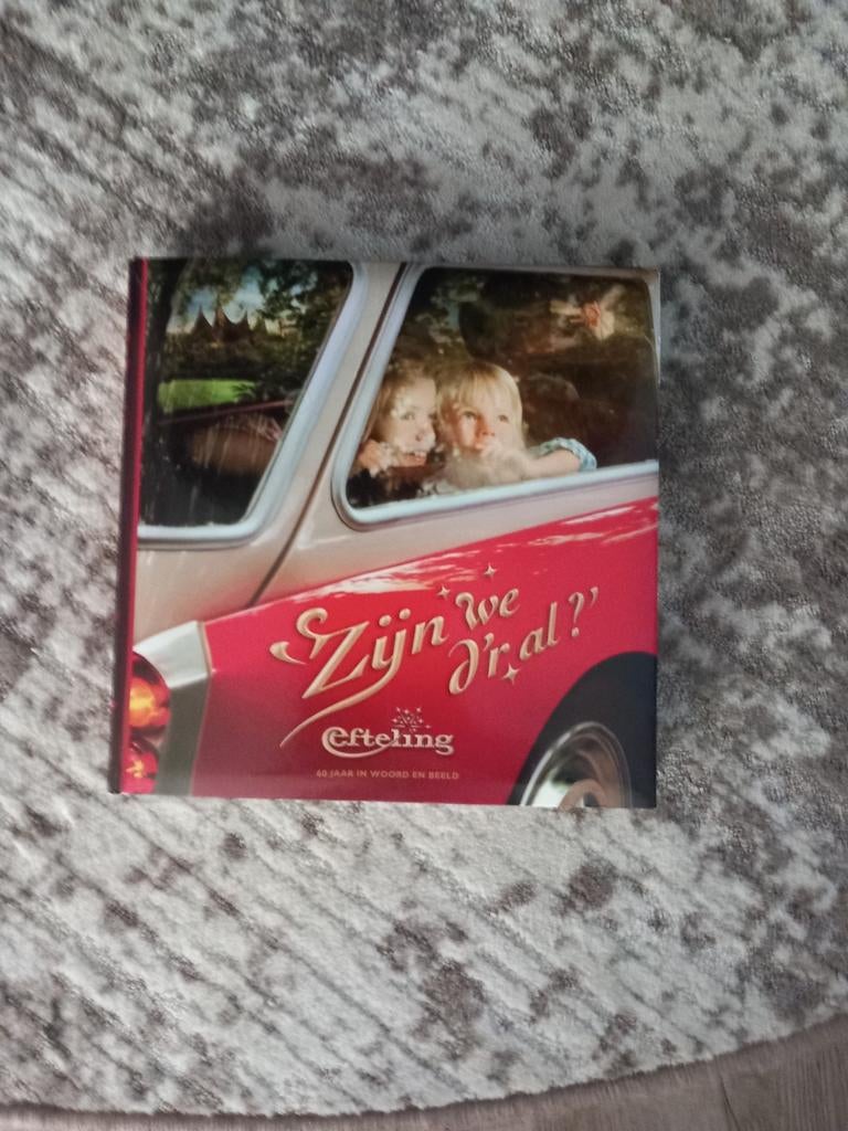 Zijn we d r al efteling jubileumboek, Ophalen of Verzenden, Zo goed als nieuw, Beeldje of Poppetje