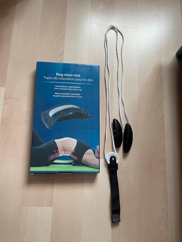 Nieuw in doos: Rug Relax Mat/Stretcher+ 1 Schouder Stretcher beschikbaar voor biedingen