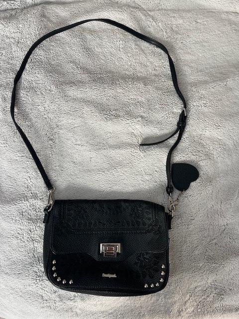 Desigual handbag black, Ophalen, Zo goed als nieuw, Zwart, Handtas