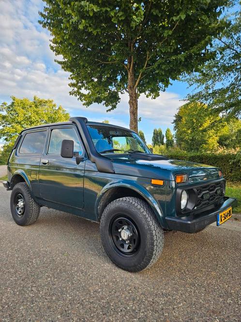 Lada Niva 4X4 1.7i 2009 groen., Auto's, Lada, Particulier, Niva, 4x4, Radio, Trekhaak, Benzine, SUV of Terreinwagen, Handgeschakeld