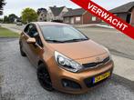Kia Rio 1.2 CVVT Plus Pack Clima CruiseControl Led Pdc, Euro 5, Gebruikt, Zwart, 4 cilinders