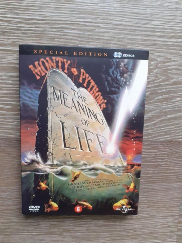 Monty Python: Meaning Of Life 2 x DVD, Cd's en Dvd's, Dvd's | Komedie, Gebruikt, Actiekomedie, Vanaf 6 jaar, Ophalen of Verzenden