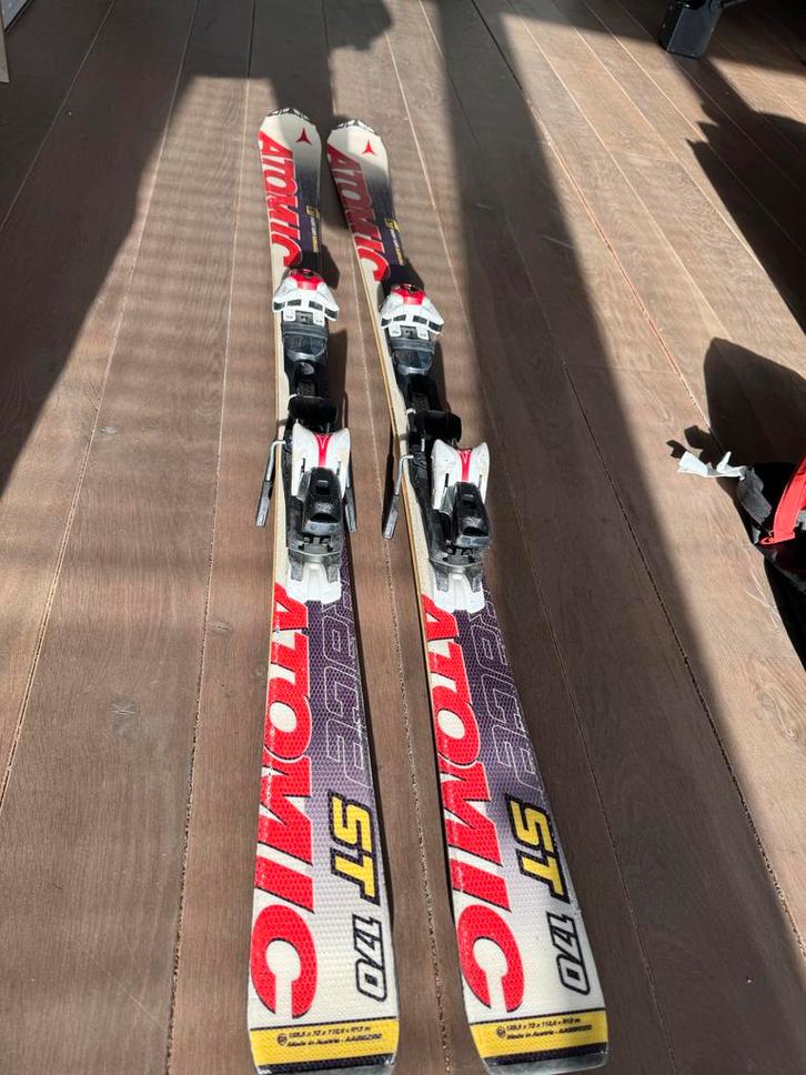 Atomic ST Race Carve Ski's 170cm + Stokken + Hoes, Sport en Fitness, Skiën en Langlaufen, Zo goed als nieuw, Ski's, Skiën, Atomic