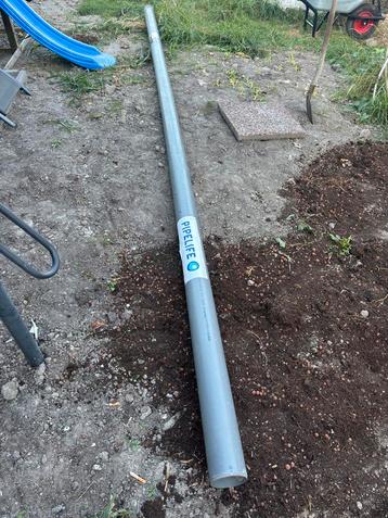 PVC Rioleringsbuis 5 meter lang, diameter 110mm beschikbaar voor biedingen