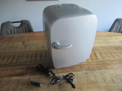 Proline EC214 AC/DC Mini draagbare koelkast koelbox warmkoud, Witgoed en Apparatuur, Koelkasten en IJskasten, Zo goed als nieuw