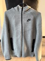 Nike tech fleece setje grijs maat L, Nike, Overige maten, Ophalen of Verzenden, Zo goed als nieuw