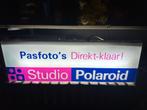 Polaroid pasfoto,s lichtbak/lichtreclame.Dubbelzijdig, Ophalen of Verzenden, Gebruikt, Lichtbak of (neon) lamp