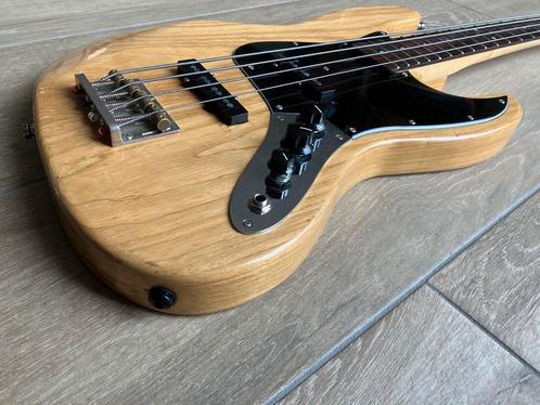 Bazzism Jazz bass, Muziek en Instrumenten, Snaarinstrumenten | Gitaren | Bas, Gebruikt, Ophalen of Verzenden