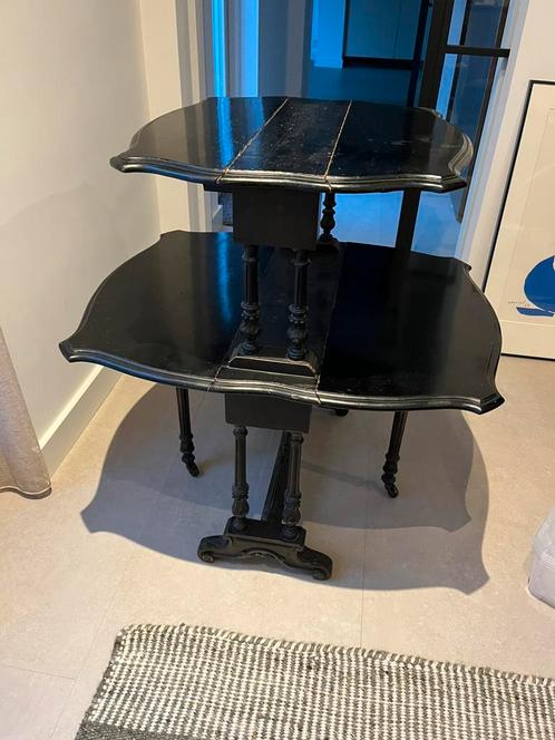 Antiek en uniek tafeltje, uitklapbaar, Huis en Inrichting, Tafels | Sidetables, Gebruikt, Ophalen of Verzenden