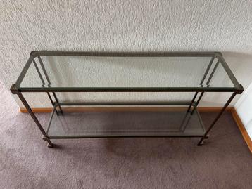 Messing Side Table met Glazen Bladen beschikbaar voor biedingen