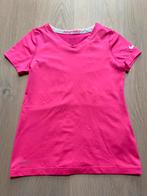 T shirt Nike pro maat 140, Meisje, Sport- of Zwemkleding, Ophalen of Verzenden, Zo goed als nieuw