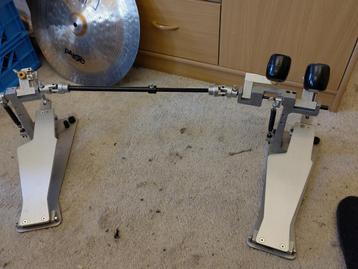 Axis Longboard dubbel pedaal beschikbaar voor biedingen
