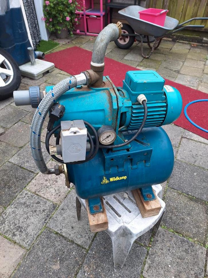 Hydrofoorpomp - Waterpomp Wildkamp, Tuin en Terras, Waterpompen, Gebruikt, Elektrisch, Hydrofoorpomp, Ophalen