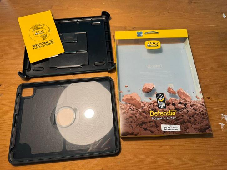 Zeer nette en degelijke Otterbox Defender hoes voor iPad Pro, Computers en Software, Tablet-hoezen, Zo goed als nieuw, Bescherming voor- en achterkant