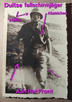 1xWO2 foto duitse fallschirmjäger+ abzeichen front, Verzamelen, Militaria | Tweede Wereldoorlog, Ophalen of Verzenden, Landmacht