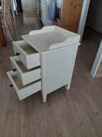 Nachtkastje met 3 lades - Klassiek, Huis en Inrichting, Minder dan 50 cm, Klassiek, Ophalen of Verzenden, Zo goed als nieuw