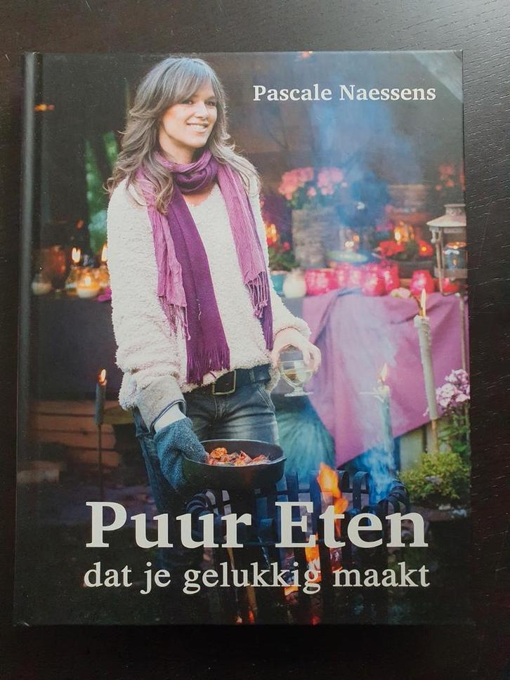 Pascale Naessens - Puur eten dat je gelukkig maakt, Boeken, Kookboeken, Zo goed als nieuw, Ophalen of Verzenden
