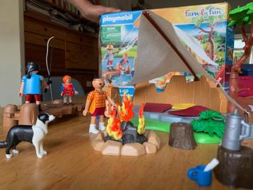 Familie op kampeertocht Playmobil 70743 beschikbaar voor biedingen