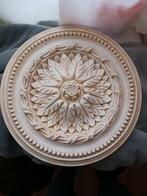 Decoratieve plafond rozet met bloemmotief, Ophalen of Verzenden, Gebruikt