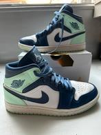 Jordan 1 nieuwe staat maat 40 bestaan niet meer in winkel, Nike Jordan 1, Ophalen of Verzenden, Zo goed als nieuw, Sneakers of Gympen