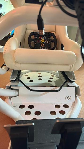 Race Simulator Setup - RS1 Frame, Thrustmaster beschikbaar voor biedingen