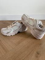 New Balance 530 Light Cream maat 39,5, Kleding | Dames, Schoenen, Ophalen of Verzenden, Zo goed als nieuw, Sneakers of Gympen