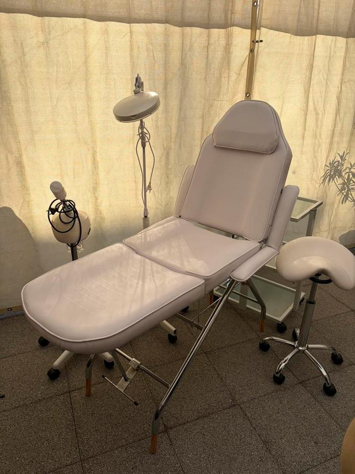 Schoonheidssalon 5-delig, Sport en Fitness, Massageproducten, Zo goed als nieuw, Massagetafel, Ophalen