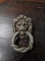 Antieke deurklopper in de vorm van een leeuwenkop, Ophalen of Verzenden, Gebruikt