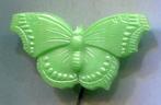 Vlinder lichtgroen plastic speldje ( H_112 ), Verzamelen, Speldjes, Pins en Buttons, Verzenden, Nieuw, Dier of Natuur, Speldje of Pin