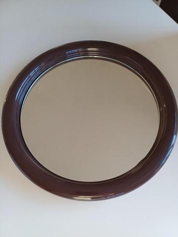 Vintage retro kunstof bruine ronde spiegel beschikbaar voor biedingen