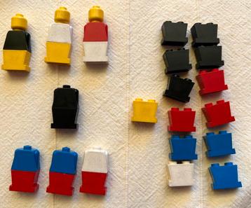 Lego de eerste poppetjes oude minifiguurtjes jaren 70 beschikbaar voor biedingen