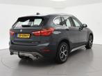 BMW X1 sDrive20i 192 PK AUT. + TREKHAAK | PANORAMA | SPORTST, Auto's, BMW, 1998 cc, Stof, Euro 6, Origineel Nederlands