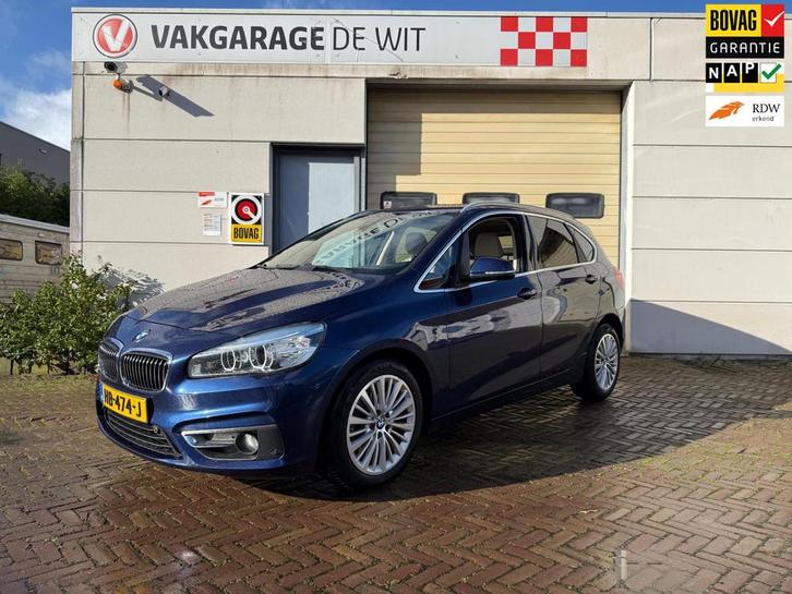 BMW 2-serie Active Tourer 218i Luxury | Pano | Camera | Lede, Auto's, BMW, Bedrijf, Te koop, 2-Serie Active Tourer, ABS, Airbags
