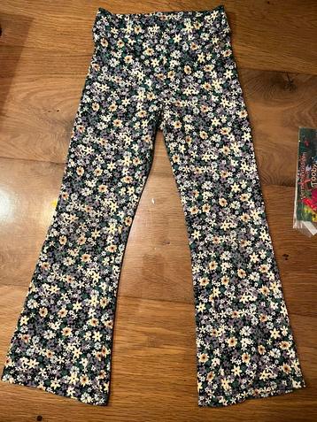 Kinder flair broek 116/122 beschikbaar voor biedingen