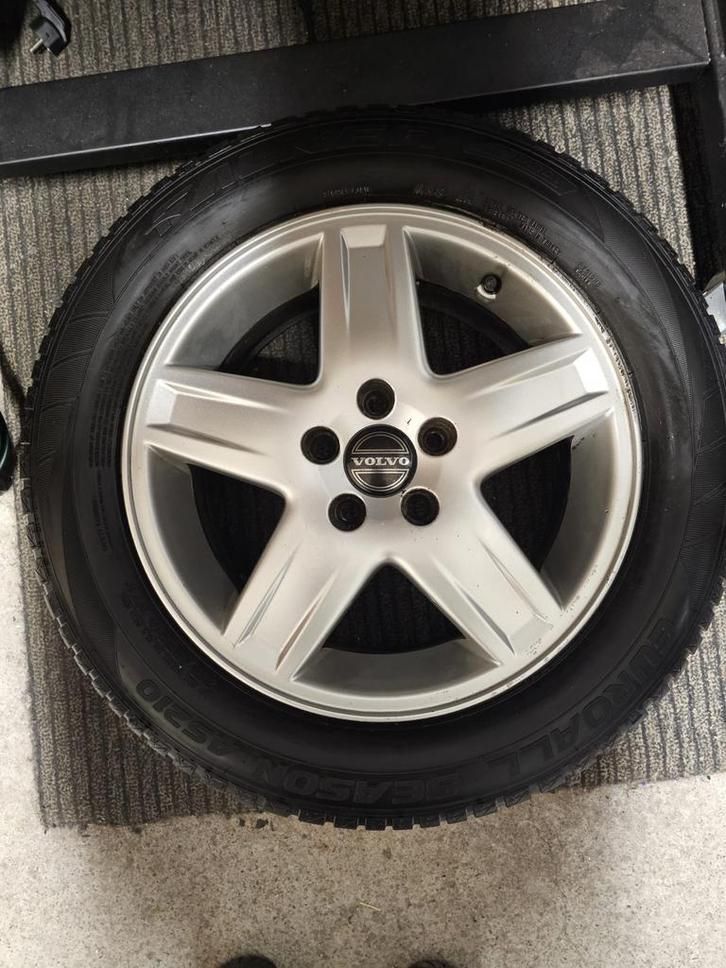 Volvo velgen met z.g.a.n. all season banden 16 inch, Auto diversen, Auto-accessoires, Ophalen of Verzenden