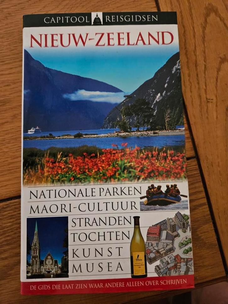Timothy Auger - Nieuw-Zeeland, Boeken, Reisgidsen, Zo goed als nieuw, Europa, Capitool, Ophalen