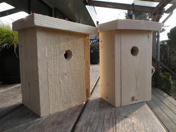 MEZEN nestkastjes en EGEL schuil/slaapkasten. Zelf gemaakt. beschikbaar voor biedingen
