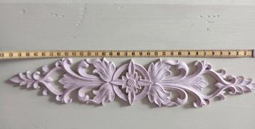 Mooi houtsnijwerk ornament (2 versch.) voor op kastjes beschikbaar voor biedingen
