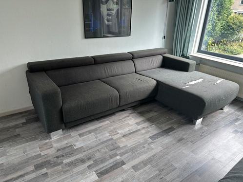 Hoekbank donkergrijs, Huis en Inrichting, Banken | Bankstellen, Gebruikt, Hoekbank, Vierpersoons of meer, 250 tot 300 cm, 150 cm of meer