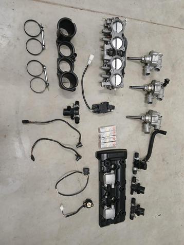 Gasklephuis waterpomp etc Suzuki GSXR 1000  bj 2009-2016 beschikbaar voor biedingen