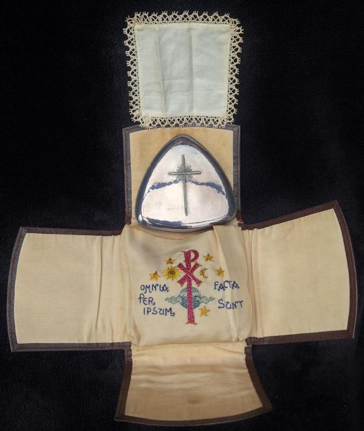 HOSTIE doosje zilver & goud in foudraal zilversmid Jos Vonk, Antiek en Kunst, Antiek | Religie, Ophalen of Verzenden