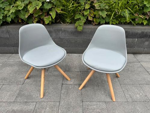 kinderstoeltjes, Tuin en Terras, Tuinstoelen, Zo goed als nieuw, Kunststof, Ophalen of Verzenden