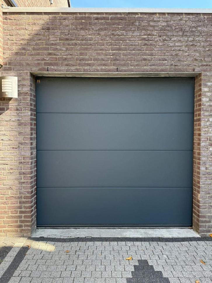 Hörmann Garagepoort (Sectionaal), Doe-het-zelf en Verbouw, Deuren en Horren, Zo goed als nieuw, Garagedeur, 215 cm of meer, 120 cm of meer