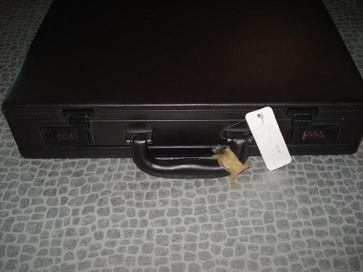 NIEUW aktekoffer Investor   45 x 32 x 10, Sieraden, Tassen en Uiterlijk, Koffers, Nieuw, Zacht kunststof, Minder dan 50 cm, Slot