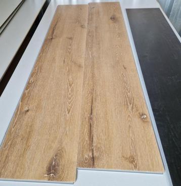 Restpartij 39,6 m2 Rigid Klik PVC – VivaFloors Bruin Eiken  beschikbaar voor biedingen