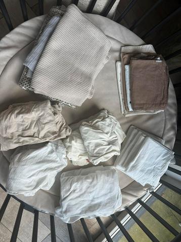 Groot pakket beddengoed wieg / cosleeper beschikbaar voor biedingen