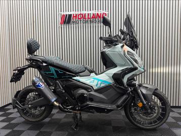 Honda X-ADV 750 2024 Pico blue Akrapovic bomvol opties beschikbaar voor biedingen