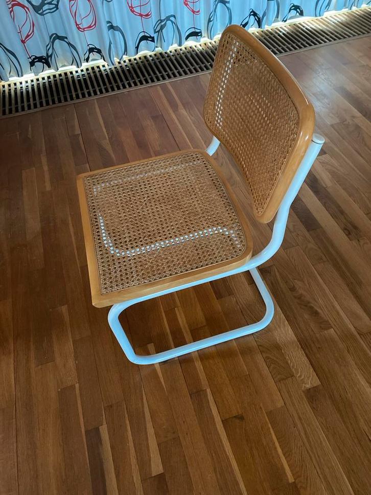 Vintage Riet Stoel met Metalen Frame, Huis en Inrichting, Stoelen, Gebruikt, Eén, Metaal, Wit, Ophalen